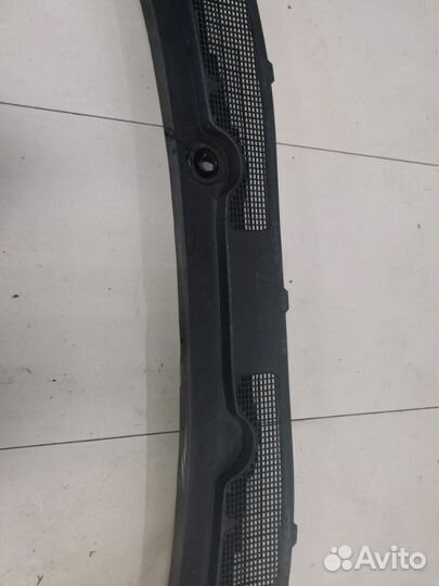 Решетка вентиляционная Renault Fluence 1 седан K4M