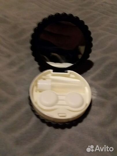 Для линз контейнер