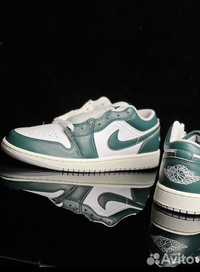 Кроссовки Air Jordan 1 low SE oxidized green