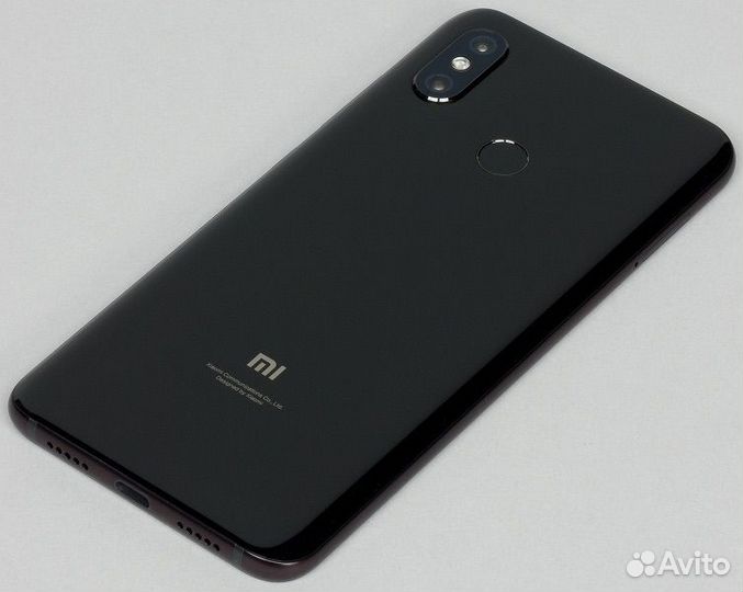 Xiaomi Mi 8, 6/64 ГБ