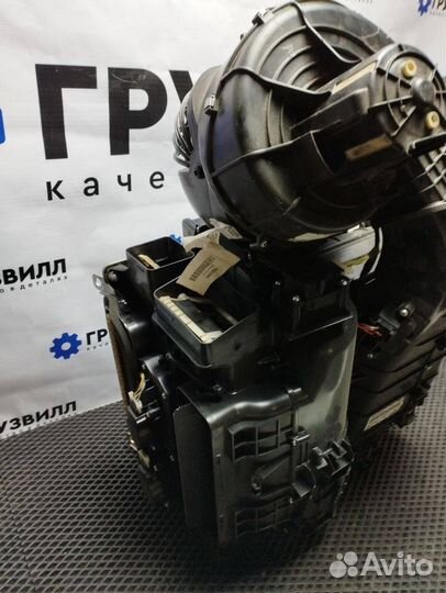 Отопитель в сборе (печка) Volvo FH4 22071146