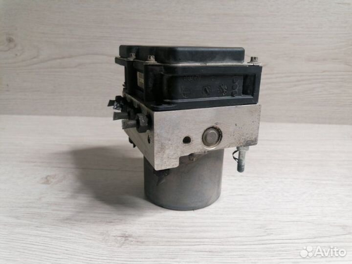 Блок ABS Nissan Primera P12 1.8 QG18DE 2004