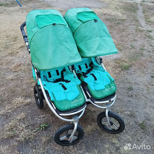 Коляска для двойни