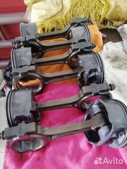 Поршень/шатун chevrolet trailblazer1