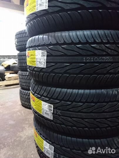 Maxxis MA-Z4S Victra 265/40 R22 106V