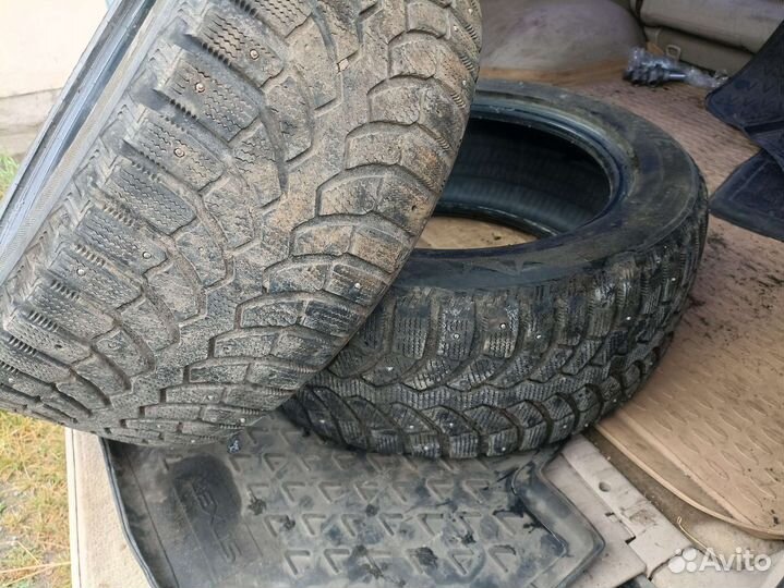 Bridgestone Blizzak Spike-01 245/50 R18 104T