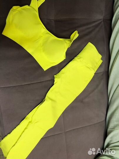 Костюм для фитнеса