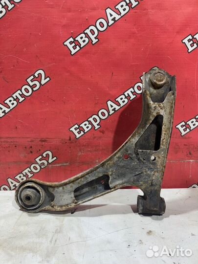 Рычаг подвески нижний передний правый Suzuki Grand