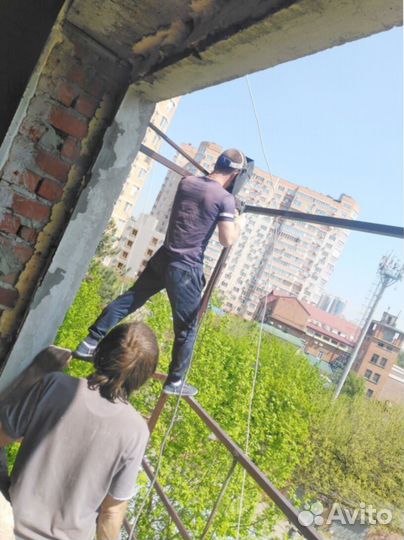 Остекление балконов и лоджий/Бесплатный замер