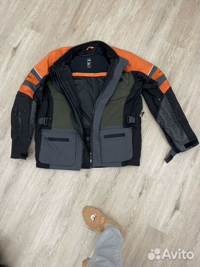 Мотокуртка