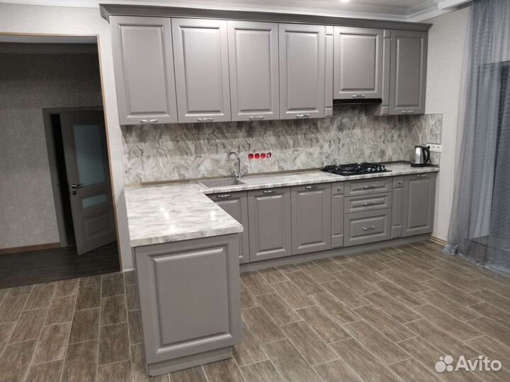 Кухонный гарнитур неоклассика