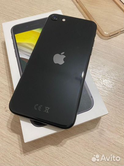 iPhone SE (2020), 64 ГБ