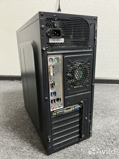 Компьютер системный блок