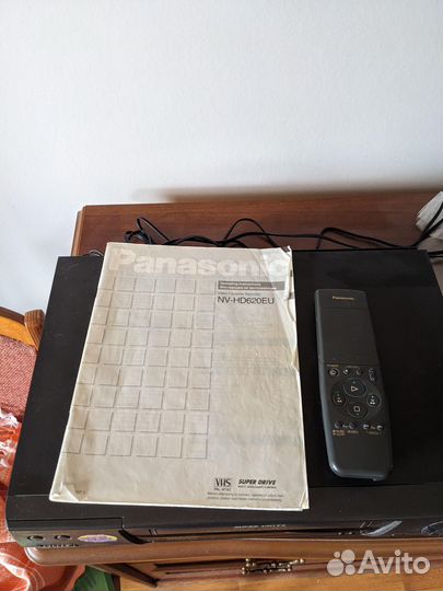 Видеомагнитофон Panasonic NV-HD620