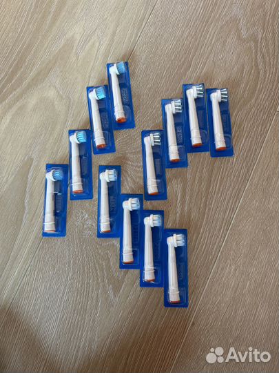 Насадки на зубную щетку Oral-B