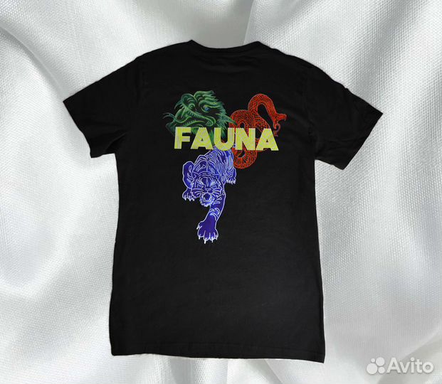 Футболка новая fauna