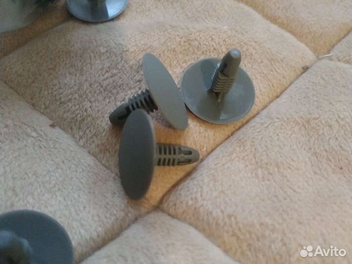 7681305000AAR ssang yong пистон облицовки салона