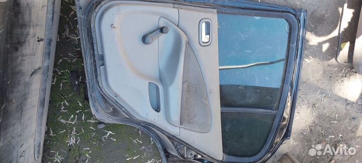 Двери на ниссан альмера н16 хэтчбек