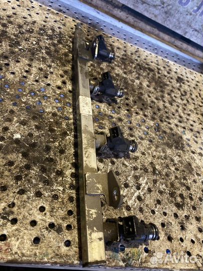 Рампа топливная Chery Tiggo 2.4