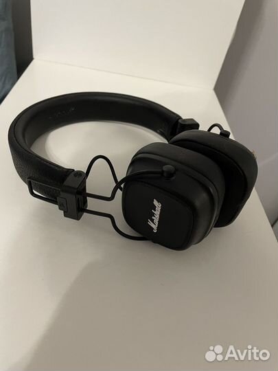 Беспроводные наушники marshall major 4