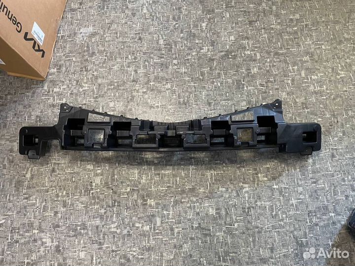 Абсорбер бампера Hyundai Solaris 14-17