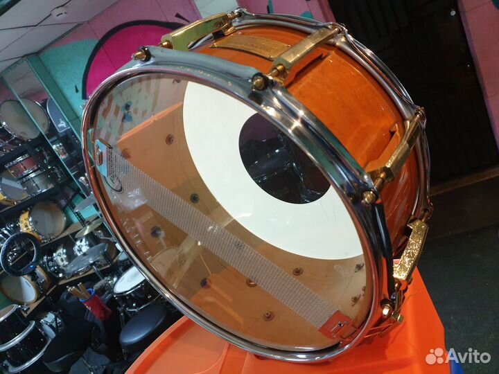 Pearl Custom Classic / one piece maple shell