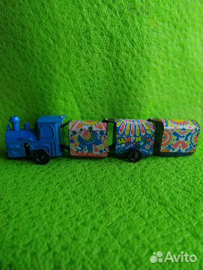 Игрушки СССР. Паровозик. Барабан