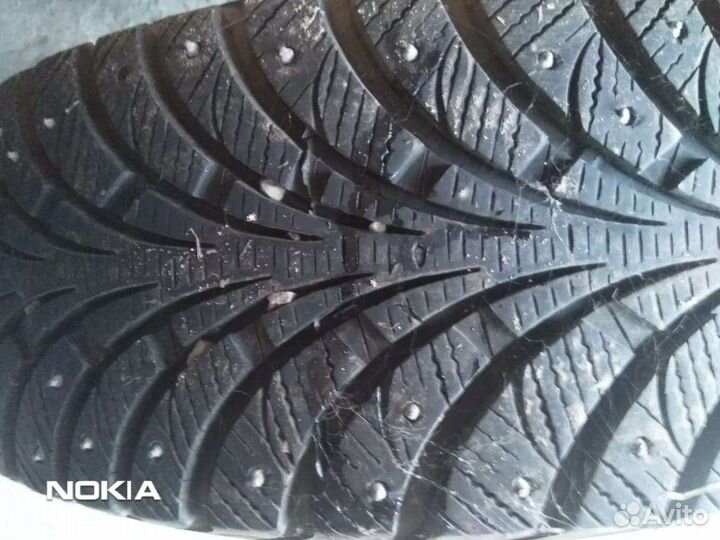 Sava Eskimo Stud 215/60 R16 99T