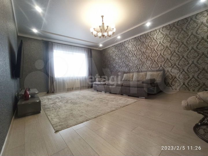 Дом 260 м² на участке 15 сот.