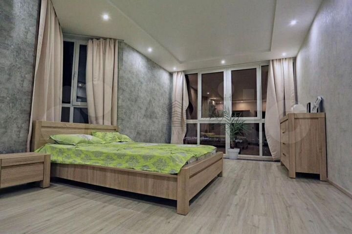 3-к. квартира, 130 м², 20/22 эт.