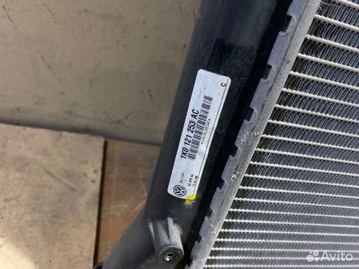 Радиатор двс Volkswagen Passat 3C5 BVY 2005-2010