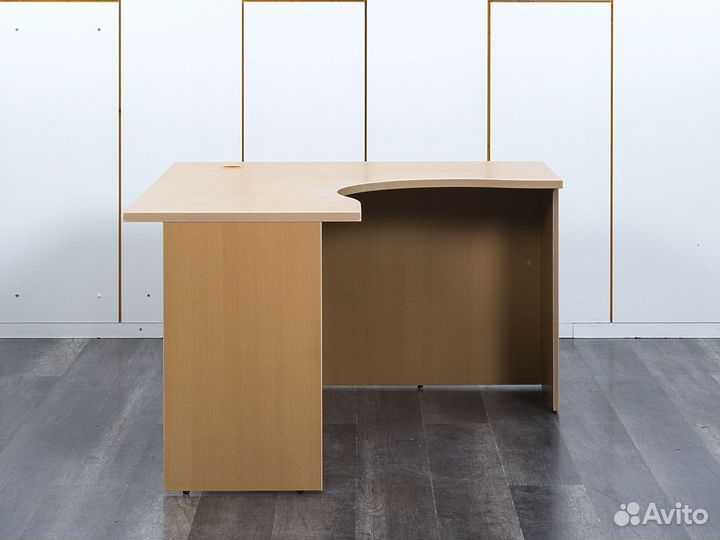 Офисный стол