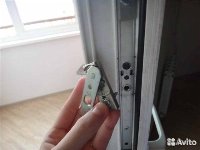 Ремонт пластиковых окон и дверей. Москитные сетки