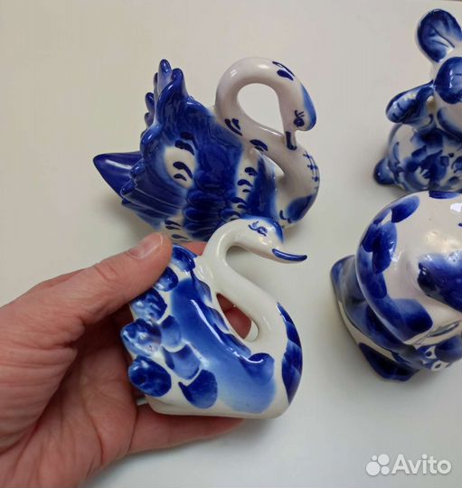 Фарфоровые фигурки животных всё по 150