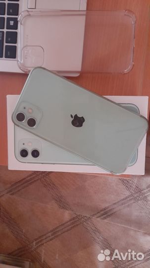 iPhone 11, 64 ГБ