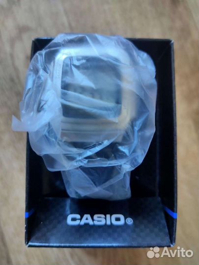 Новые наручные часы Casio