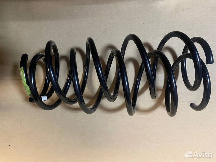 Пружины F (Усилинные) Toyota Noah/Voxi ZRR70