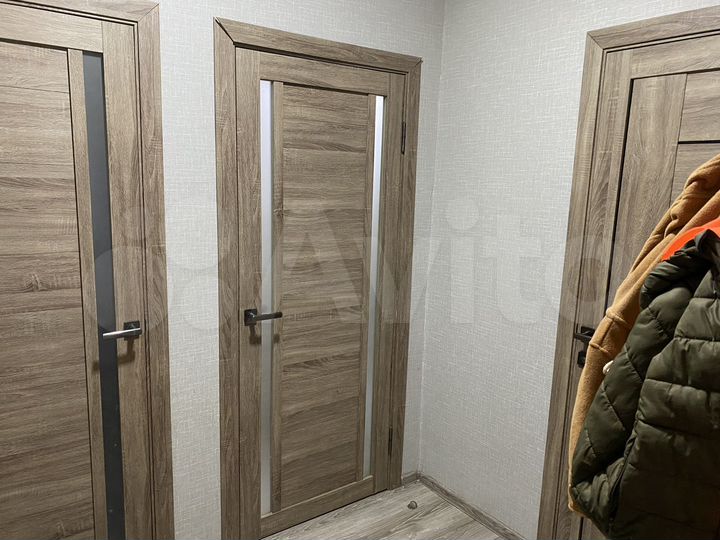 2-к. квартира, 61 м², 1/6 эт.