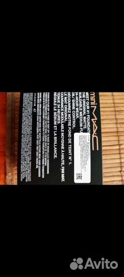 Тональный крем mac новая 15мл, годен до 10. 23