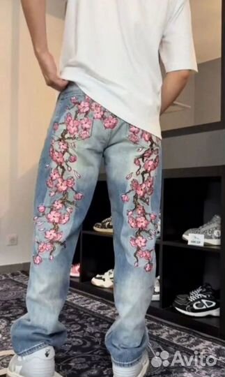 Джинсы evisu palace