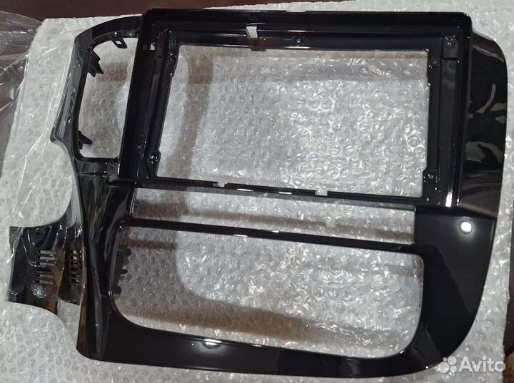 Переходная рамка на магнитолу 9 дюймов