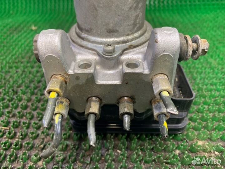 Блок ABS (насос) Honda Civic EU1 D15B 2003