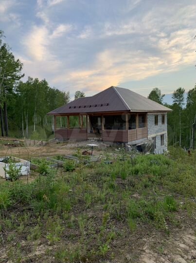 Дом 251 м² на участке 10,5 сот.