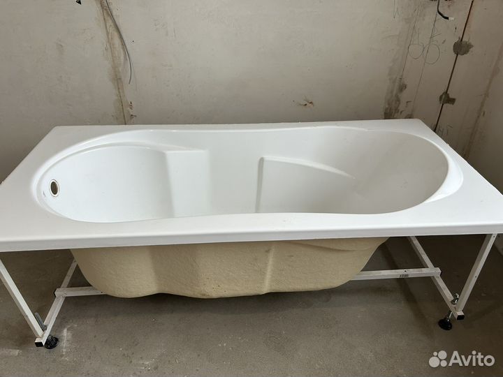 Ванна bass ахин акриловая