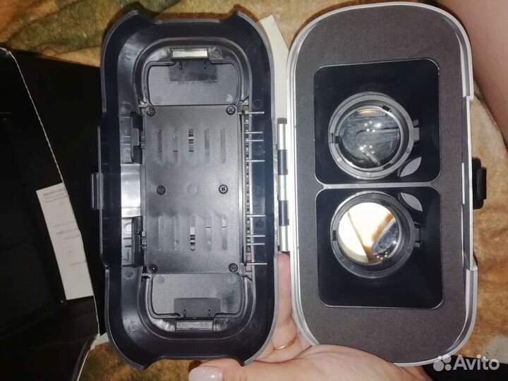 Очки виртуальной реальности для телефона