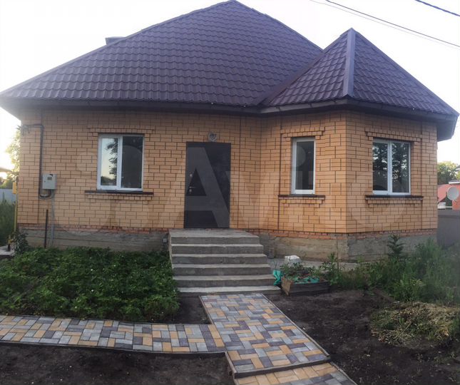 Дом 292 м² на участке 14,1 сот.