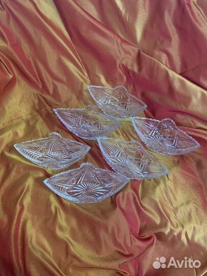 Хрусталь: ладьи, салатники,конфетницы, подсвечник