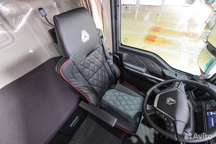 Sitrak ZZ4256V364HE, 2023