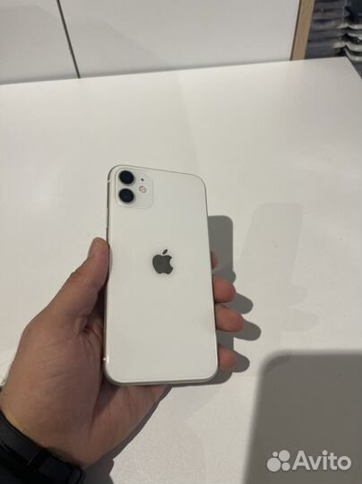 iPhone 11, 128 ГБ