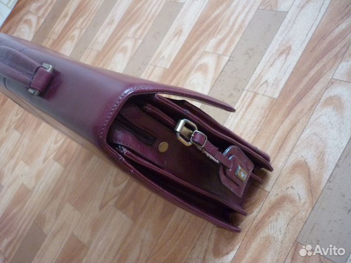 Мужской кожаный портфель новый